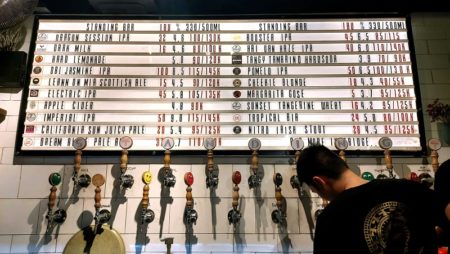 Standing Bar craft beer, Hanoi