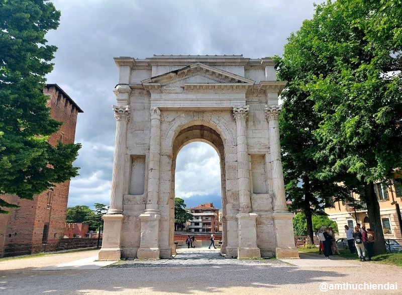 Archo Dei Gavi - Verona