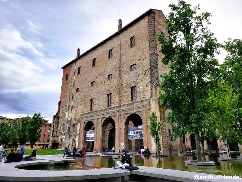Cung điện Palazzo della Pilotta - Parma