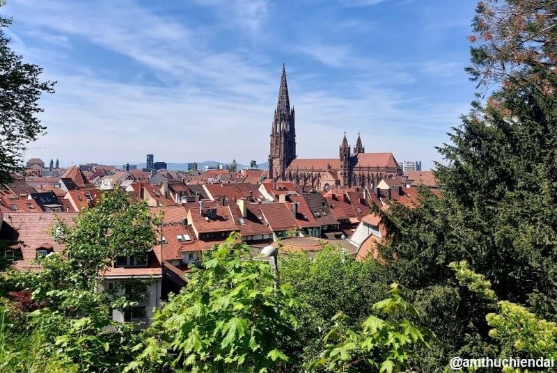 Trung tâm lịch sử cổ kính của Freiburg