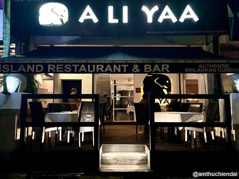 Nhà hàng Aliyaa chuyên ẩm thực Sri Lanka nơi chúng tôi ăn tối