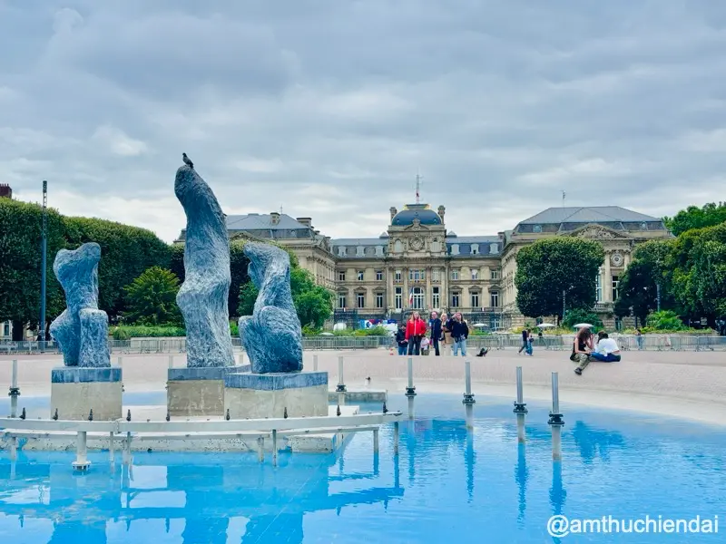 Place de la République