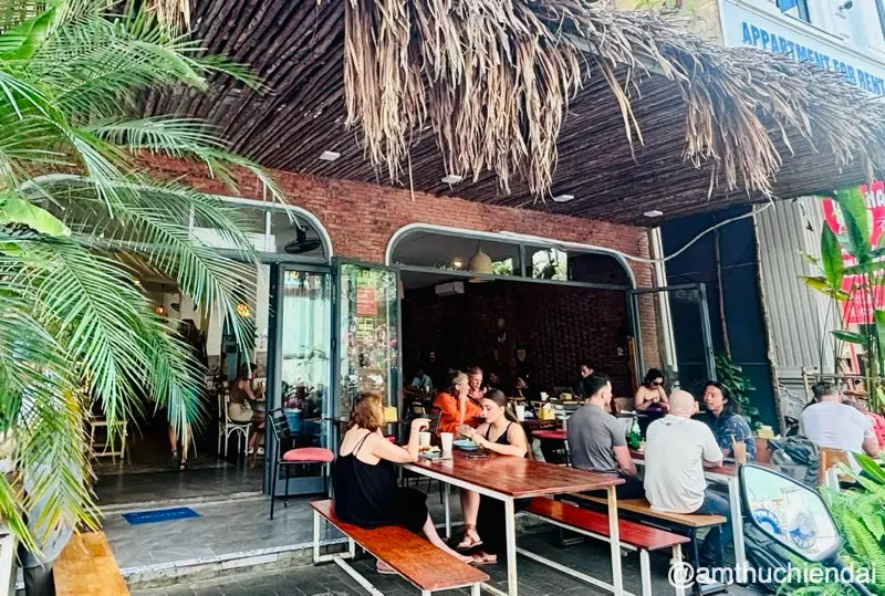 Roots Plant-based Cafe