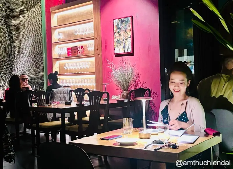 Si Dining
