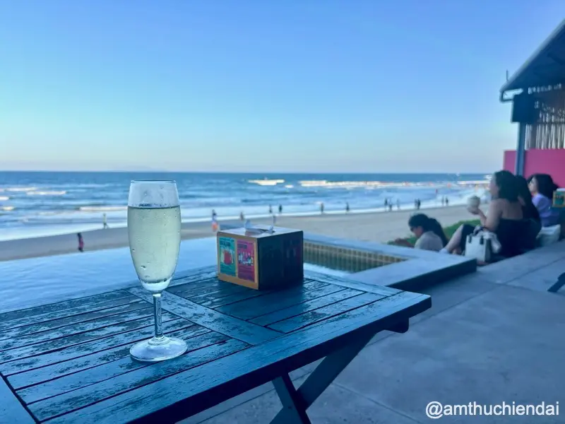 Esco Beach Bar