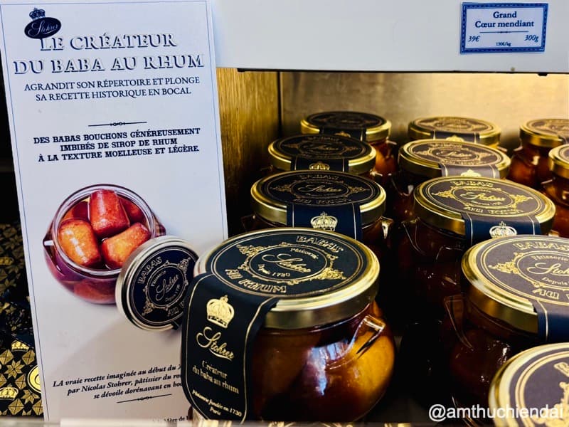 Baba au rhum Stohrer