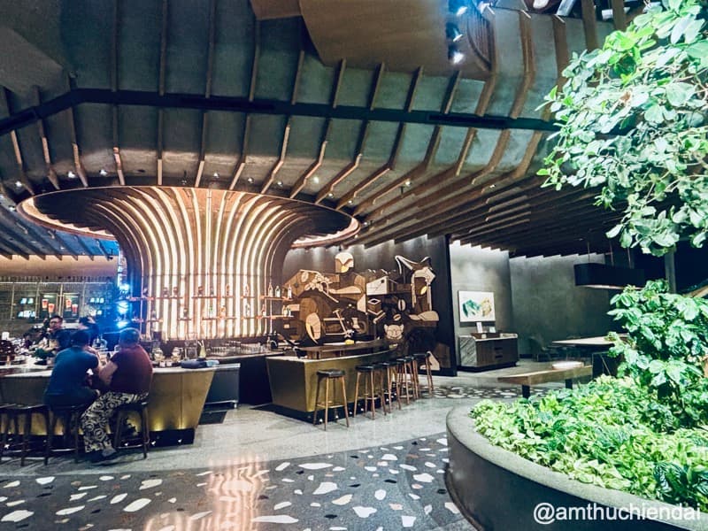 Starbucks Reserve Chao Phraya Riverfront