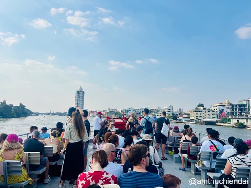 Xe buýt sông tại Bangkok