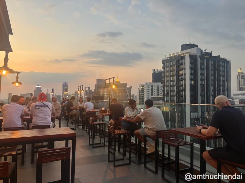 BREWSKI Rooftop Beer Bar