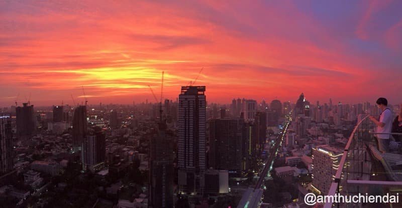 OCTAVE Rooftop Lounge & Bar