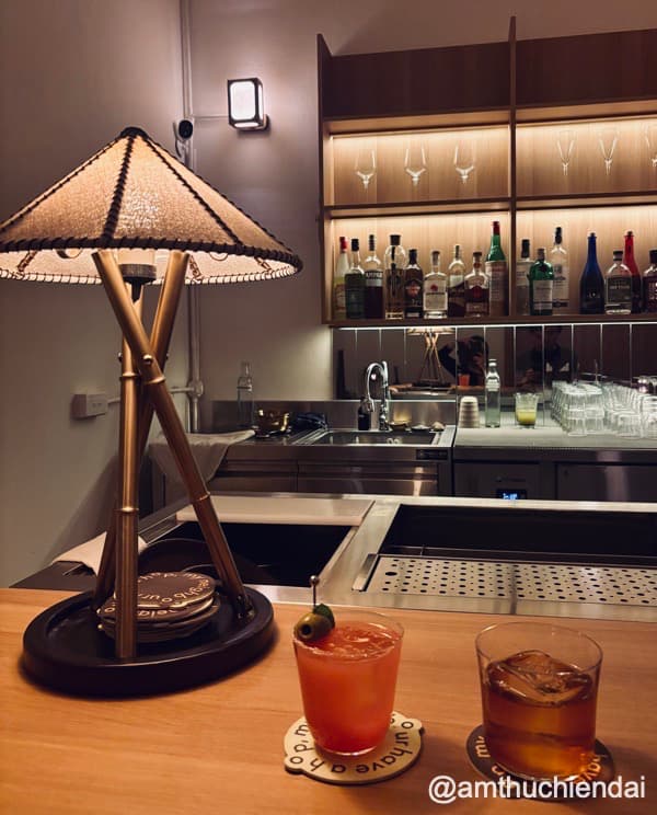 Bar Hop