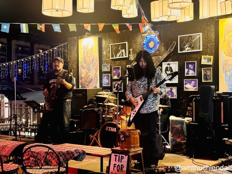 Boy Blues Bar