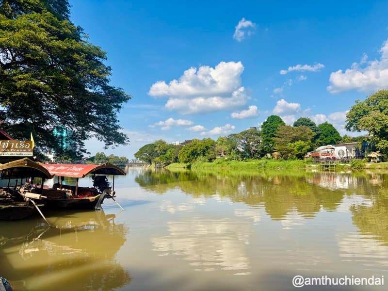 Wat Chai Mongkol